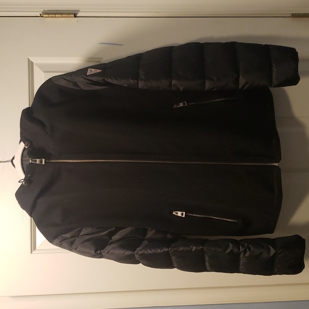 Guess Full zippered hooded coat. XL